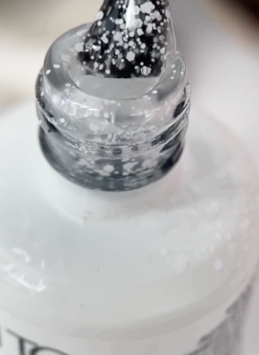 Gel Polish Top Coat - Matte Freckles - White 0.5 fl oz / 15 m